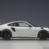 AUTOart Porsche 911 (991.2) GT2RS 2017 Weissach Package (white)