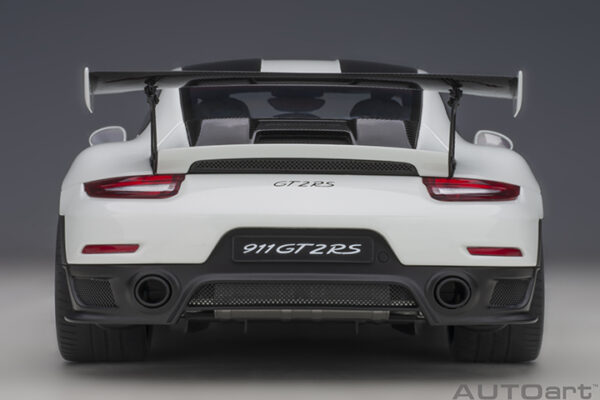 AUTOart Porsche 911 (991.2) GT2RS 2017 Weissach Package (white)