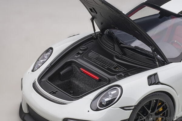 AUTOart Porsche 911 (991.2) GT2RS 2017 Weissach Package (white)