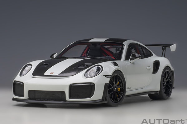 AUTOart Porsche 911 (991.2) GT2RS 2017 Weissach Package (white)