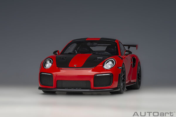 AUTOart Porsche 911 (991.2) GT2RS 2017 Weissach Package (guards red)