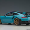 AUTOart Porsche 911 (991.2) GT2RS 2017 Weissach Package (miami blue)