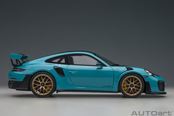 AUTOart Porsche 911 (991.2) GT2RS 2017 Weissach Package (miami blue)