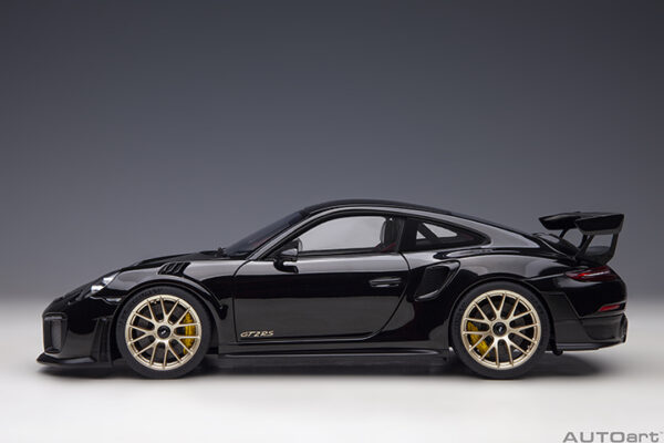 AUTOart Porsche 911 (991.2) GT2RS 2017 Weissach Package (black)