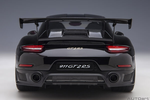 AUTOart Porsche 911 (991.2) GT2RS 2017 Weissach Package (black)