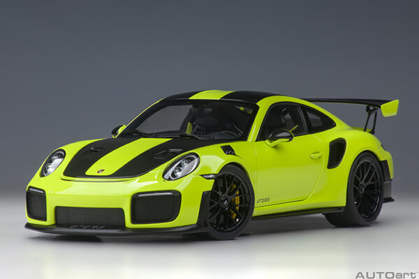 AUTOart Porsche 911 (991.2) GT2RS 2017 Weissach Package (acid green)