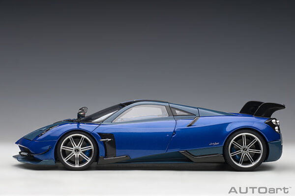AUTOart Pagani Huayra BC 2016 (blue carbon:carbon)(compo.