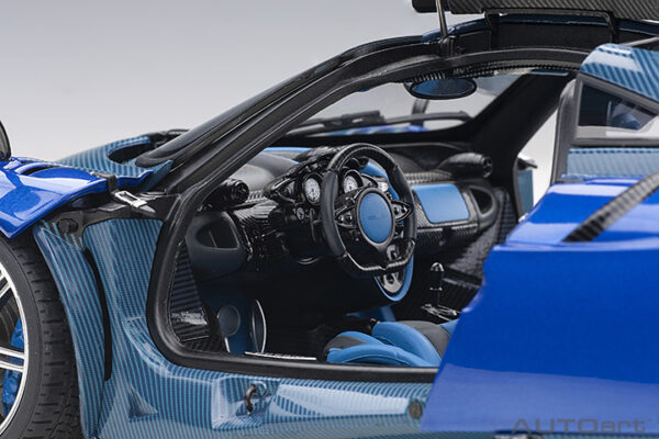 AUTOart Pagani Huayra BC 2016 (blue carbon:carbon)(compo.