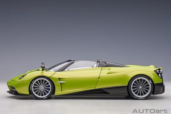 AUTOart Pagani Huayra Roadster 2017 (verde firenze) (composite