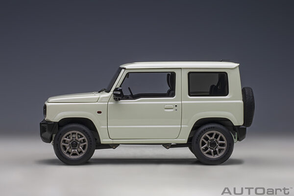 AUTOart Suzuki Jimny (JB64)(660cc:RHD) (pure white pearl) (composite