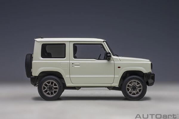 AUTOart Suzuki Jimny (JB64)(660cc:RHD) (pure white pearl) (composite