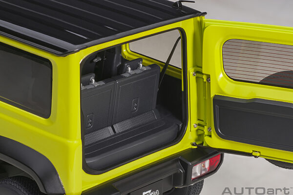 AUTOart Suzuki Jimny (JB74) SIERRA (kinetic yellow:
