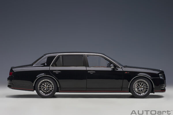 AUTOart TOYOTA CENTURY GRMN (black) 2019