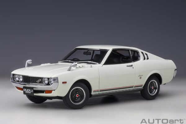 AUTOart Toyota Celica Liftback 2000GT (RA25) 1973 (White) 1:18