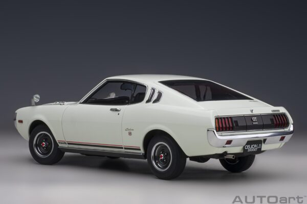 AUTOart Toyota Celica Liftback 2000GT (RA25) 1973 (White) 1:18 – Bild 19