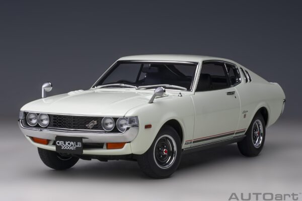 AUTOart Toyota Celica Liftback 2000GT (RA25) 1973 (White) 1:18 – Bild 6