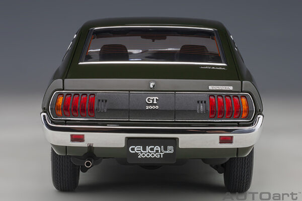 AUTOart Toyota Celica Liftback 2000 GT (RA25) 1973 (moss green)