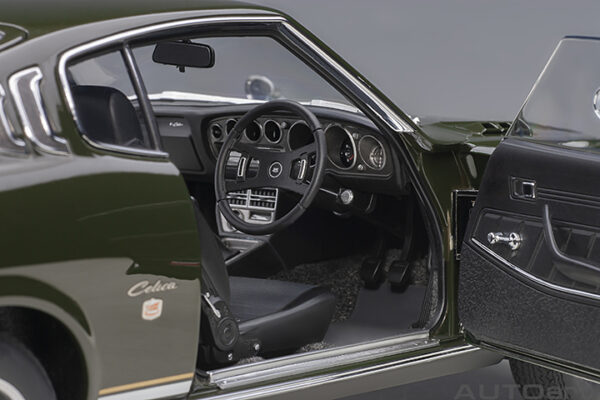 AUTOart Toyota Celica Liftback 2000 GT (RA25) 1973 (moss green)
