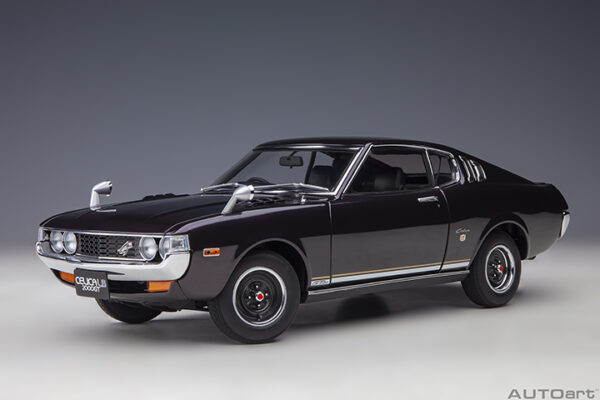 AUTOart Toyota Celica Liftback 2000 GT (RA25) 1973 (dark purple met)