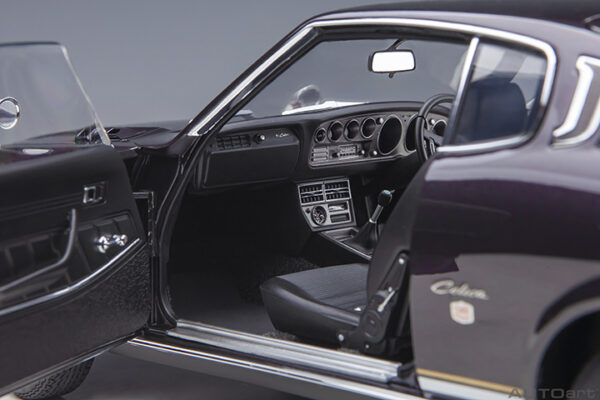 AUTOart Toyota Celica Liftback 2000 GT (RA25) 1973 (dark purple met)