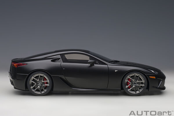 AUTOart Lexus LFA 2010 (matt black)