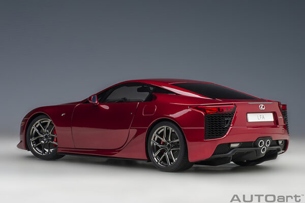 AUTOart Lexus LFA 2010 (pearl red)