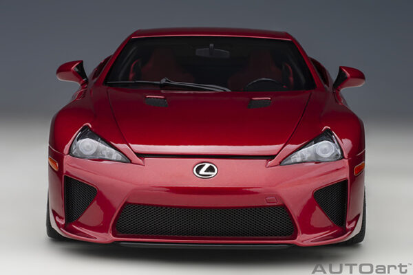 AUTOart Lexus LFA 2010 (pearl red)