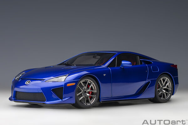 AUTOart Lexus LFA 2010 (pearl blue)