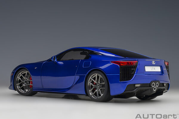 AUTOart Lexus LFA 2010 (pearl blue)