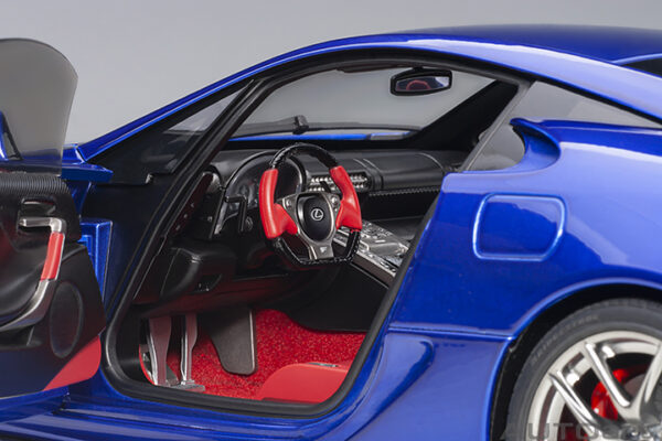 AUTOart Lexus LFA 2010 (pearl blue)
