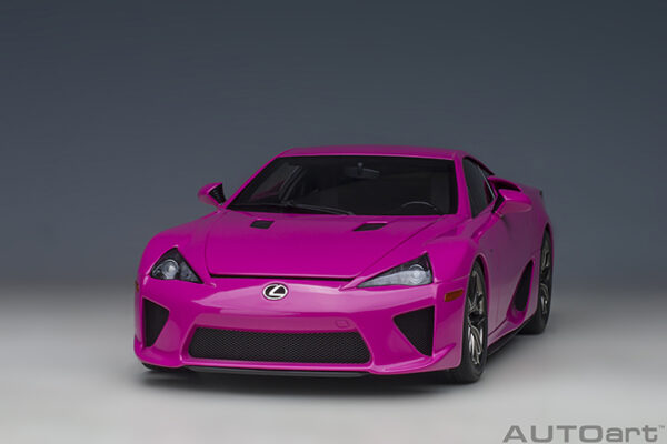 AUTOart Lexus LFA 2010 (passionate pink)