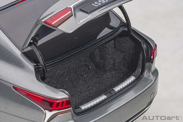 AUTOart Lexus LS 500h 2018 (manganese luster metallic: