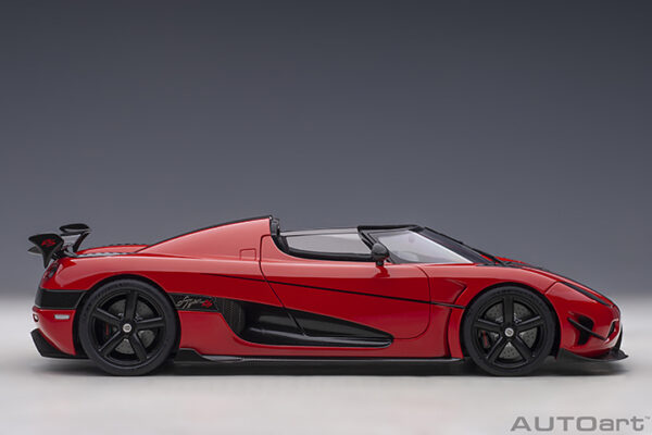 AUTOart Koenigsegg Agera RS 2015 (chilli red:carbon:black