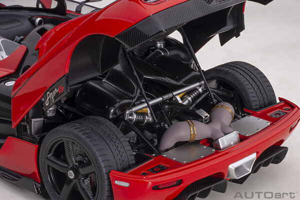 AUTOart Koenigsegg Agera RS 2015 (chilli red:carbon:black