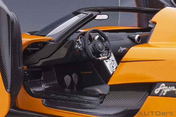 AUTOart Koenigsegg Agera RS 2015 (cone orange:carbon:black