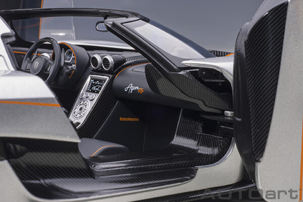 AUTOart Koenigsegg Agera RS 2015 (moon silver:carbon:orange