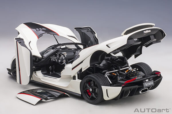 AUTOart Koenigsegg Regera 2016 (crystal white:carbon:red