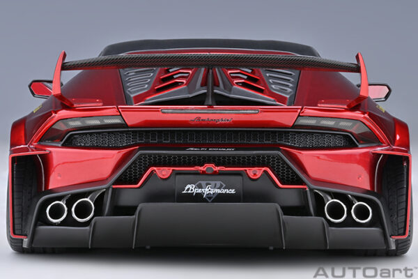 AUTOart LIBERTY WALK LB SILHOUETTE WORKS Huracan GT  2019