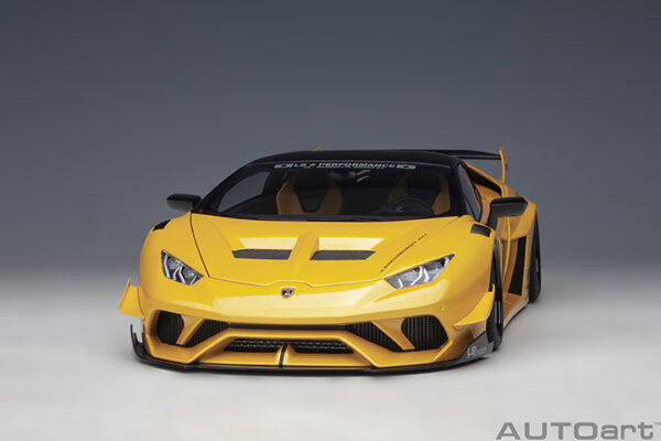 AUTOart LIBERTY WALK LB SILHOUETTE WORKS Huracan GT  2019