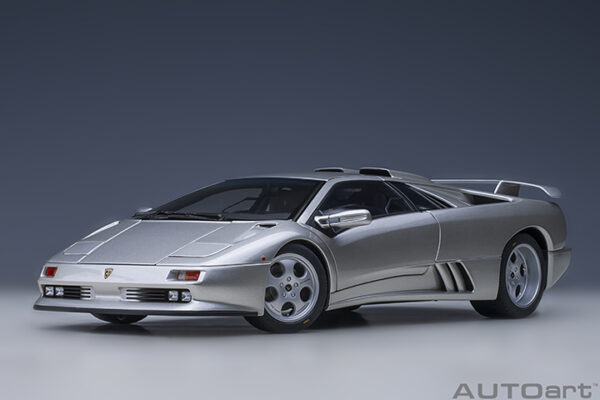 AUTOart Lamborghini Diablo SE JOTA 1995 (titanio:silver.)