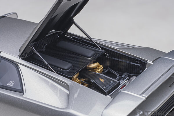 AUTOart Lamborghini Diablo SE JOTA 1995 (titanio:silver.)