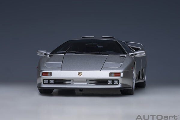 AUTOart Lamborghini Diablo SE JOTA 1995 (titanio:silver.)