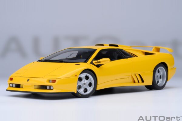 AUTOart Lamborghini Diablo SE JOTA (Superfly Yellow) – Bild 23