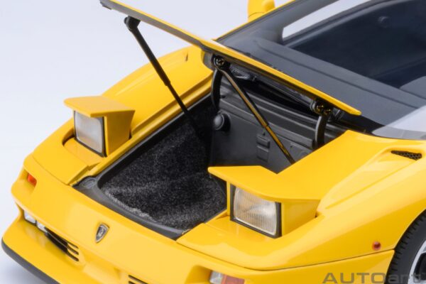 AUTOart Lamborghini Diablo SE JOTA (Superfly Yellow) – Bild 11