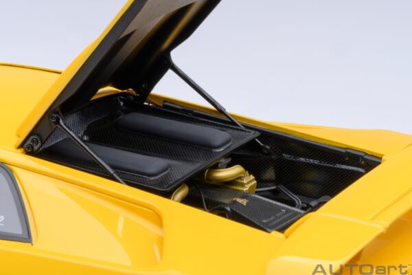 AUTOart Lamborghini Diablo SE JOTA (Superfly Yellow) – Bild 10