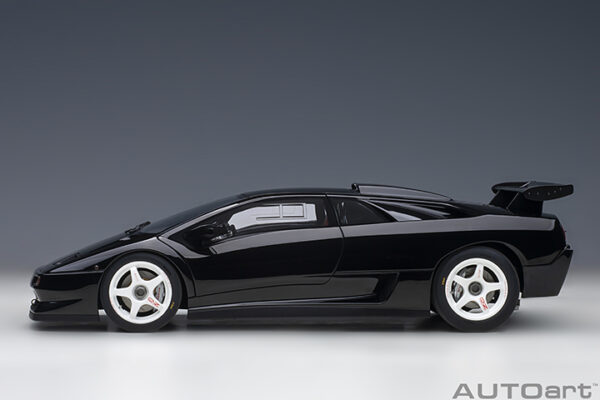 AUTOart Lamborghini Diablo SV R 1996 (deep black)