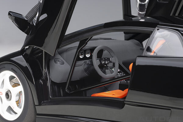 AUTOart Lamborghini Diablo SV R 1996 (deep black)