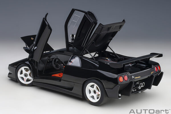 AUTOart Lamborghini Diablo SV R 1996 (deep black)