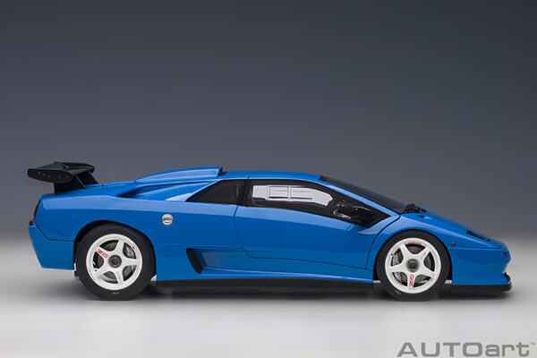 AUTOart Lamborghini Diablo SV R 1996 (blue Le Mans)
