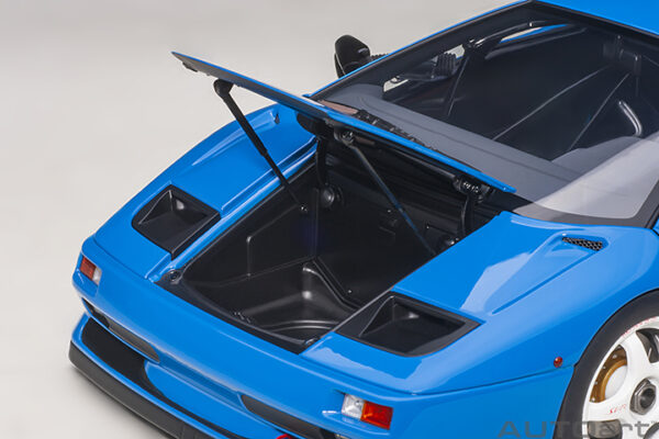 AUTOart Lamborghini Diablo SV R 1996 (blue Le Mans)